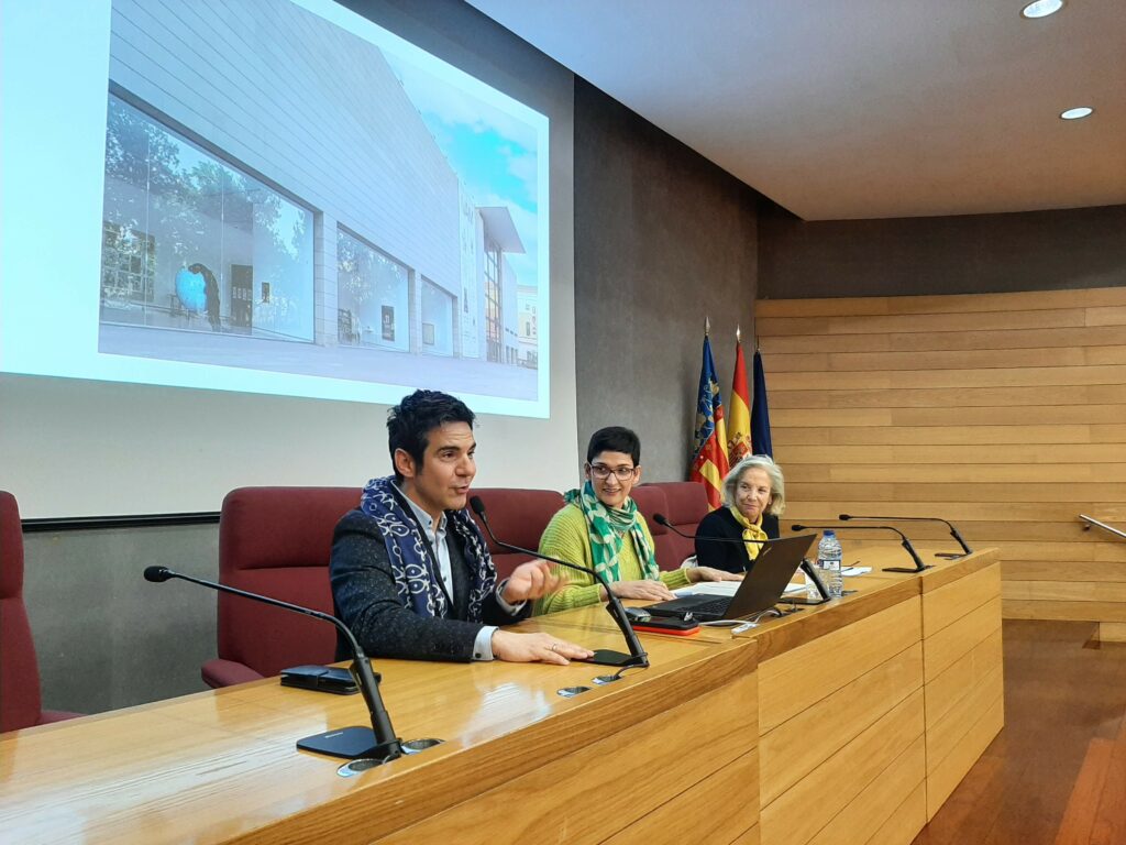 Conferencia «IVAM, 35 AÑOS» –  por Nuria Enguita